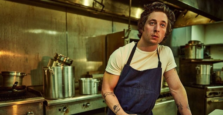 Jeremy Allen White romantik komedi